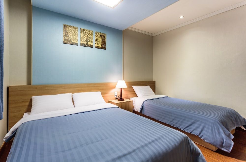 Ellui Hotel Чеджу Екстериор снимка