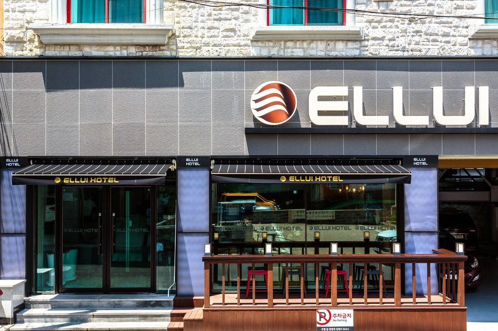 Ellui Hotel Чеджу Екстериор снимка